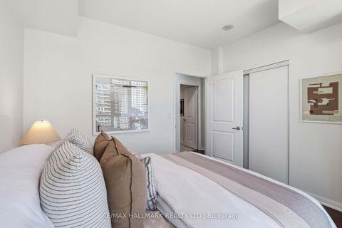 Photo 23 at 2009 - 21 Grand Magazine Street, Niagara, Toronto