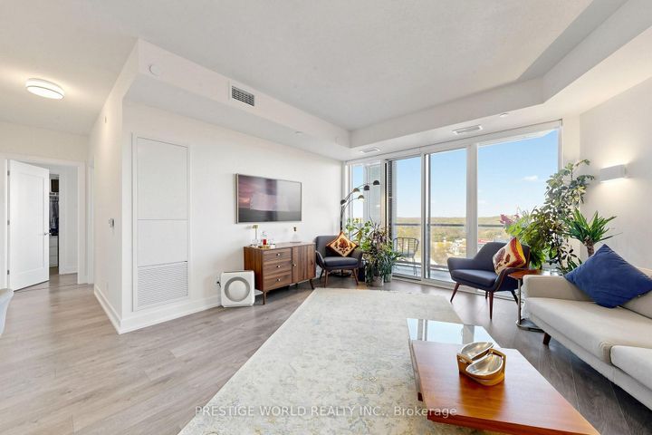 Photo 10 at 1701 - 25 Adra Grado Way, Bayview Village, Toronto
