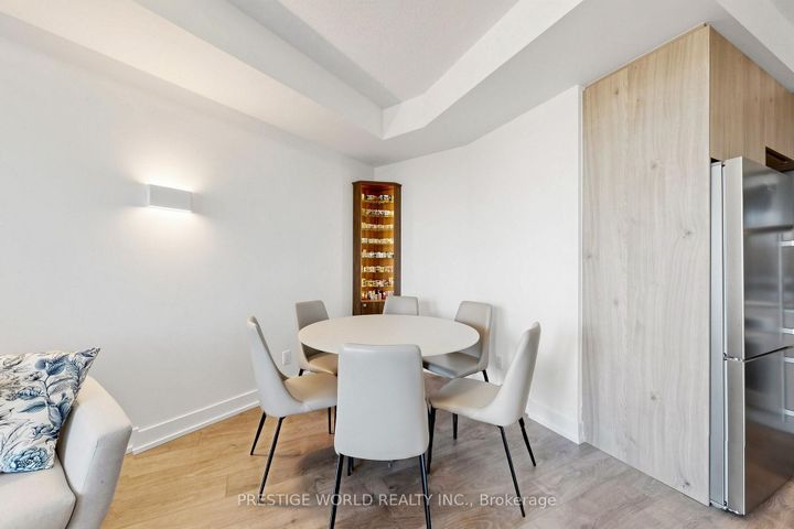 Photo 14 at 1701 - 25 Adra Grado Way, Bayview Village, Toronto