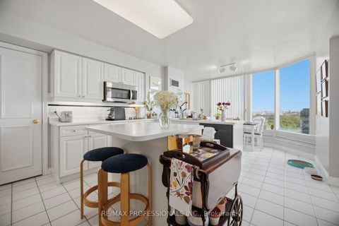 Photo 11 at 4203 - 1 Palace Pier Court, Mimico, Toronto