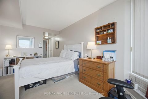 Photo 24 at 4203 - 1 Palace Pier Court, Mimico, Toronto