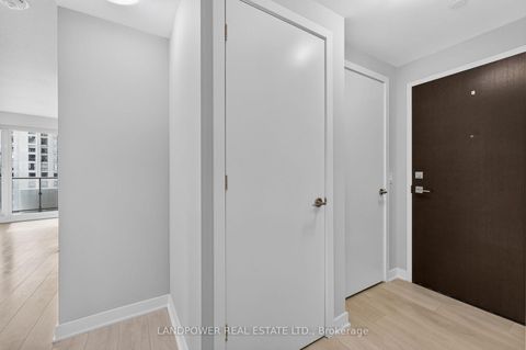 Photo 16 at 803 - 2221 Yonge Street, Mount Pleasant West, Toronto