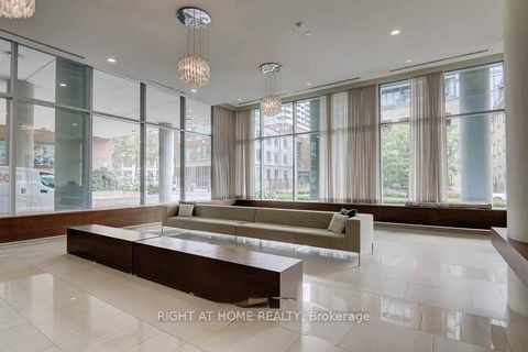Photo 4 at S 828 - 112 George Street, Moss Park, Toronto