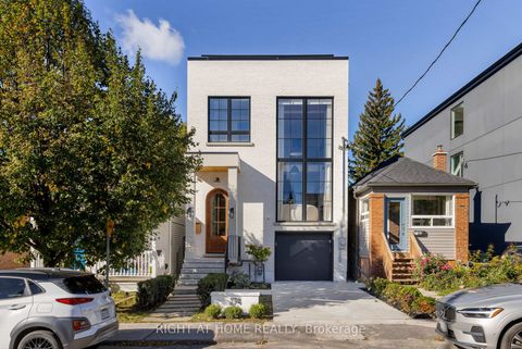 Photo 2 at 174 Cedric Avenue, Oakwood Village, Toronto