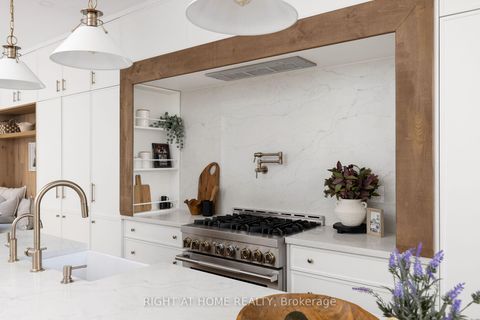 Photo 12 at 174 Cedric Avenue, Oakwood Village, Toronto