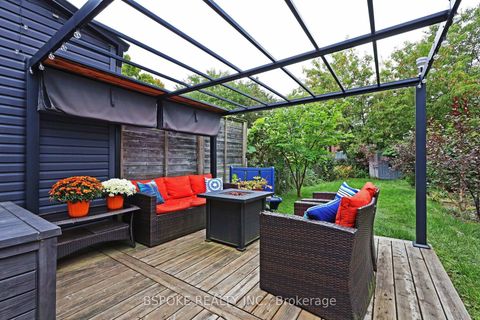 Photo 14 at 546 Main Street, Lumsden, Toronto