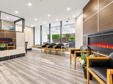 Photo 8 at 915 - 5 Vicora Linkway Way, Flemingdon Park, Toronto