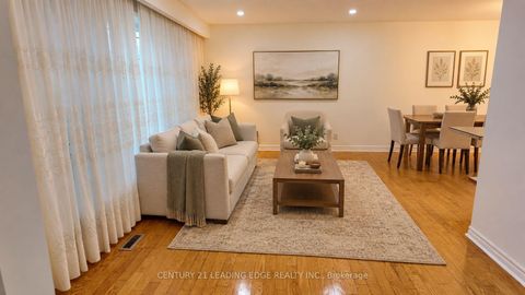 Photo 10 at 39 Waddington Crescent, Don Valley Village, Toronto