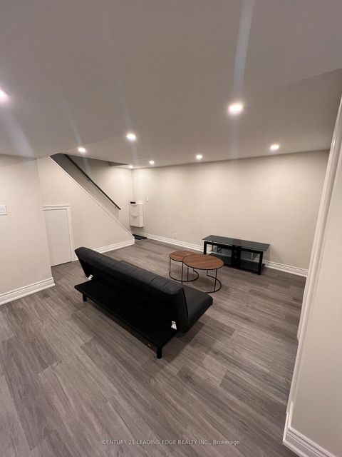 Photo 36 at 39 Waddington Crescent, Don Valley Village, Toronto