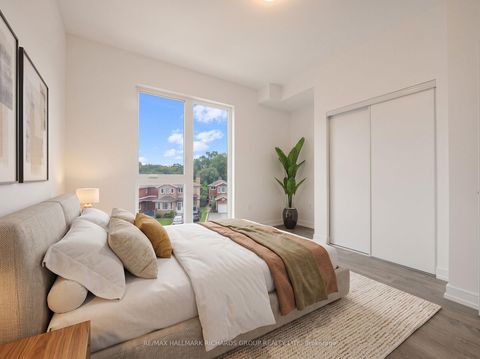 Photo 5 at 3 - 168 Clonmore Drive, Cliffside, Toronto