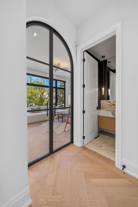 Photo 3 at 403 Melrose Avenue, Nortown, Toronto