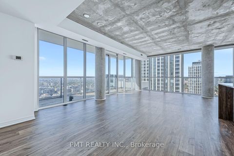 Photo 2 at 4006 - 88 Blue Jays Way, Waterfront Communities C1, Toronto