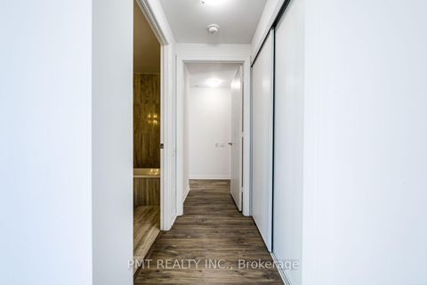Photo 11 at 4006 - 88 Blue Jays Way, Waterfront Communities C1, Toronto