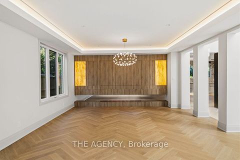 Photo 9 at 72 Lord Seaton Road, Windfields, Toronto