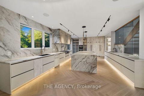 Photo 12 at 72 Lord Seaton Road, Windfields, Toronto