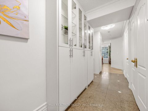 Photo 16 at 302 - 800 Spadina Road, Forest Hill South, Toronto