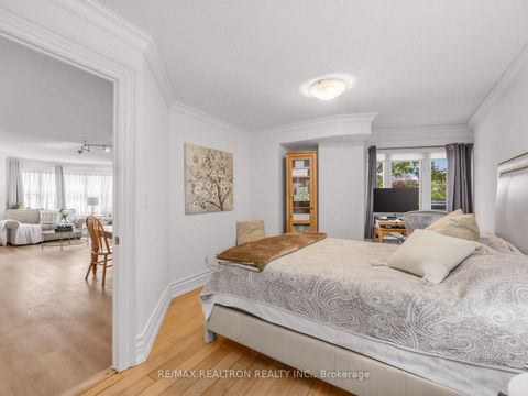 Photo 20 at 302 - 800 Spadina Road, Forest Hill South, Toronto