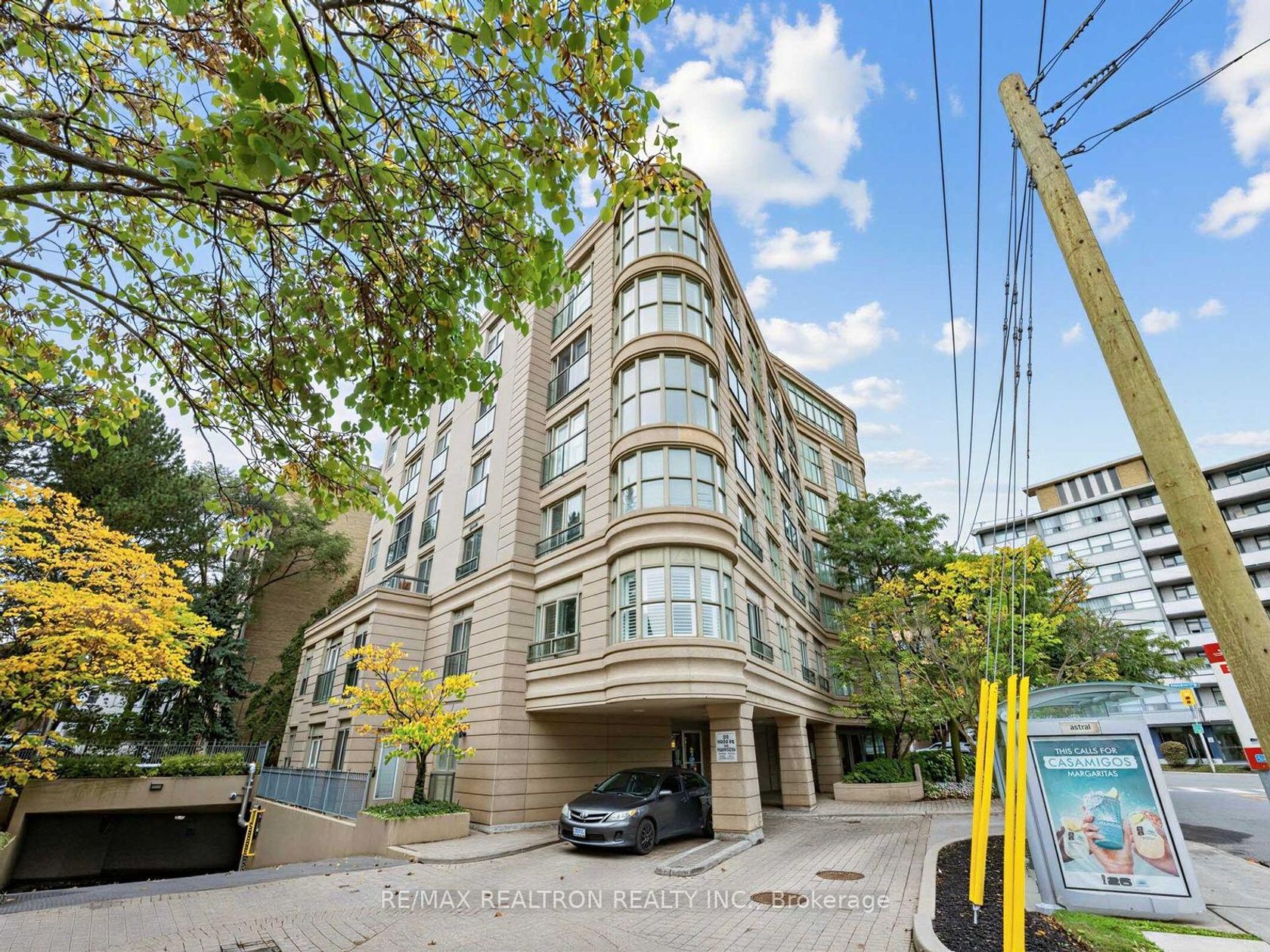 302 - 800 Spadina Road, Forest Hill South, Toronto 