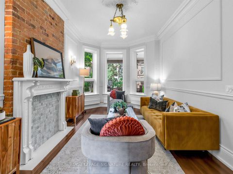 Photo 2 at 395 Shaw Street, Bellwoods, Toronto