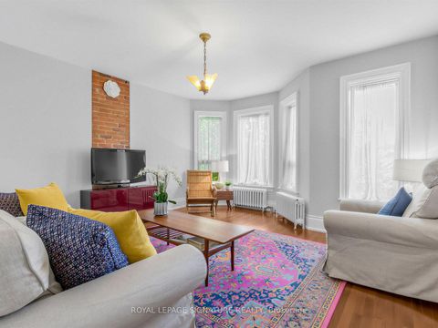 Photo 10 at 395 Shaw Street, Bellwoods, Toronto