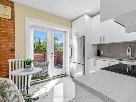 Photo 15 at 395 Shaw Street, Bellwoods, Toronto