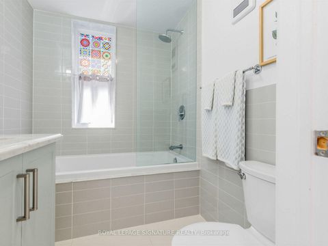 Photo 18 at 395 Shaw Street, Bellwoods, Toronto