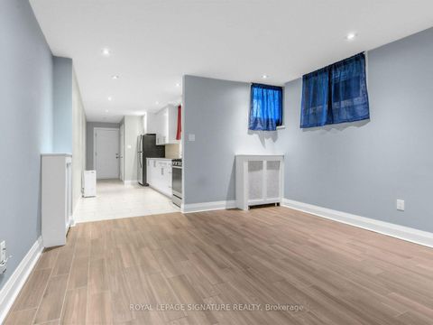Photo 25 at 395 Shaw Street, Bellwoods, Toronto