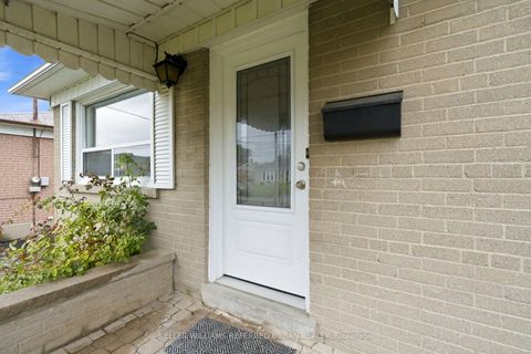 Photo 6 at 266 Acton Avenue, Bathurst Manor, Toronto