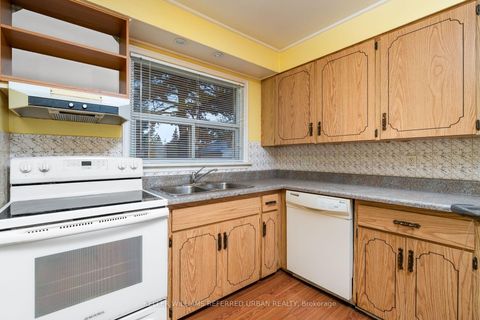 Photo 16 at 266 Acton Avenue, Bathurst Manor, Toronto
