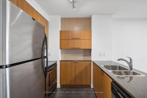 Photo 15 at 1612 - 11 Brunel Court, Waterfront Communities C1, Toronto