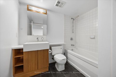 Photo 18 at 1612 - 11 Brunel Court, Waterfront Communities C1, Toronto