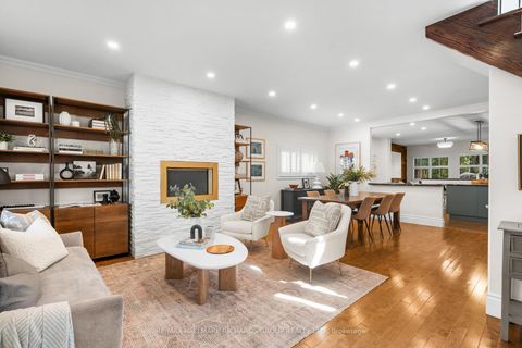 Photo 4 at 3 Phenix Drive, Cliffside, Toronto