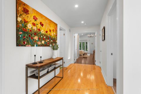 Photo 14 at 3 Phenix Drive, Cliffside, Toronto