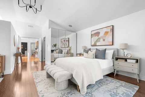 Photo 20 at 3 Phenix Drive, Cliffside, Toronto