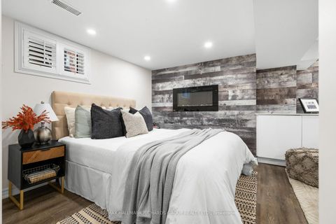 Photo 29 at 3 Phenix Drive, Cliffside, Toronto