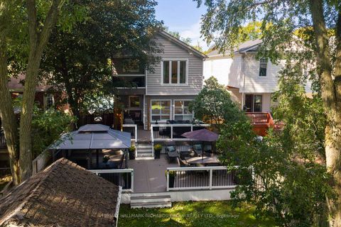 Photo 34 at 3 Phenix Drive, Cliffside, Toronto