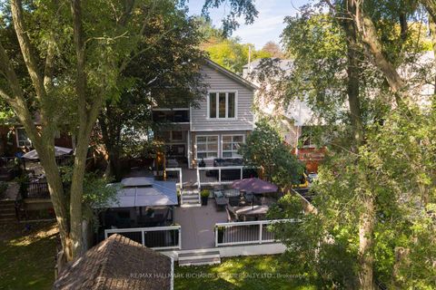 Photo 35 at 3 Phenix Drive, Cliffside, Toronto