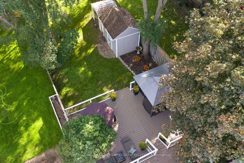Photo 38 at 3 Phenix Drive, Cliffside, Toronto