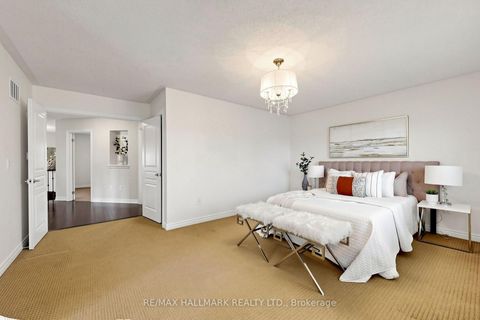 Photo 19 at 1 Bassview Court, Jefferson, Richmond Hill