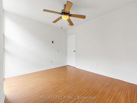 Photo 16 at 316 - 40 Homewood Avenue, South St. James Town, Toronto