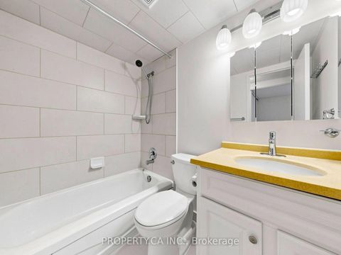 Photo 17 at 316 - 40 Homewood Avenue, South St. James Town, Toronto