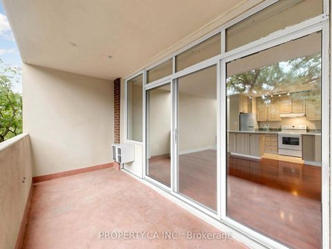 Photo 19 at 316 - 40 Homewood Avenue, South St. James Town, Toronto