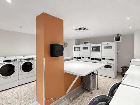 Photo 26 at 316 - 40 Homewood Avenue, South St. James Town, Toronto