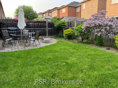 Photo 36 at 9 White Beach Crescent, Patterson, Vaughan