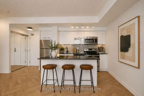 Photo 7 at 715 - 55 East Liberty Street, Niagara, Toronto