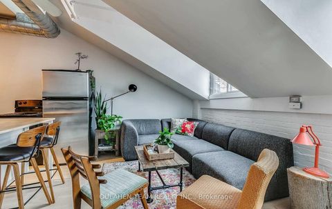 Photo 10 at 129 - 284 St Helens Avenue, Dufferin Grove, Toronto