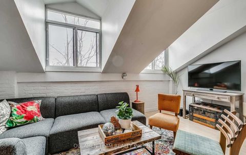 Photo 12 at 129 - 284 St Helens Avenue, Dufferin Grove, Toronto