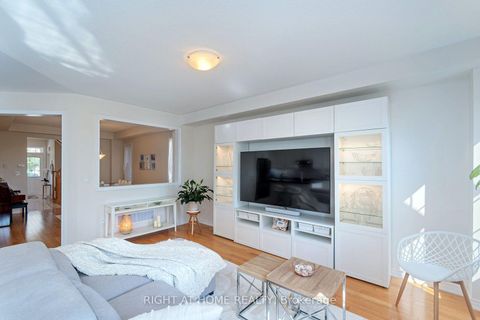 Photo 7 at 43 Hopewell Street, Kleinburg, Vaughan