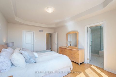 Photo 21 at 43 Hopewell Street, Kleinburg, Vaughan