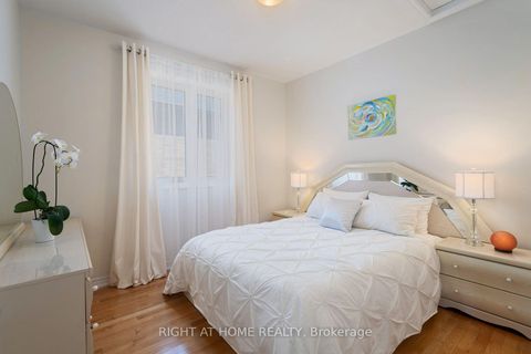 Photo 23 at 43 Hopewell Street, Kleinburg, Vaughan